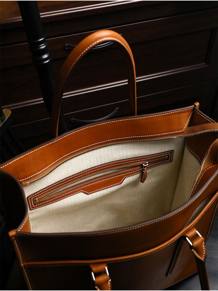 Luxury Bags Of 2026 - Brown Large Capacity Tote Bag Women's
