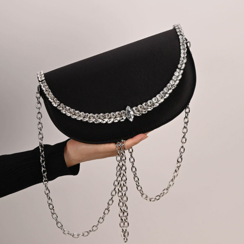 Luxury Sparkling Diamond Asymm - Half Moon Bag Suede recension och pris
