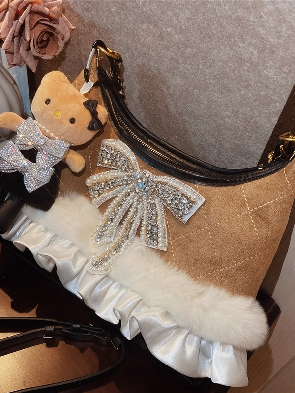 Vintage Niche Heavy Industry R - Half Moon Bag Suede recension och pris