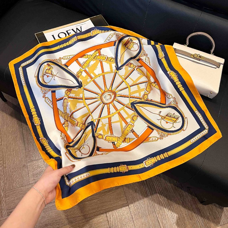 Luxury Design Skinny Silk Squa - Luxury Bags Designer recension och pris