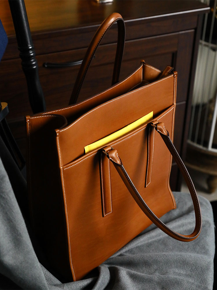 Brown Large Capacity Tote Bag  - Luxury Bags Of 2026 recension och pris