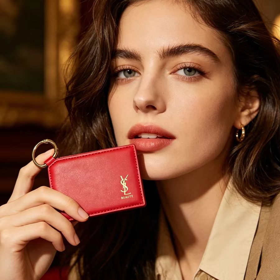YSL Red Leather Square Mini Po - Women Luxury Bags Ysl recension och pris