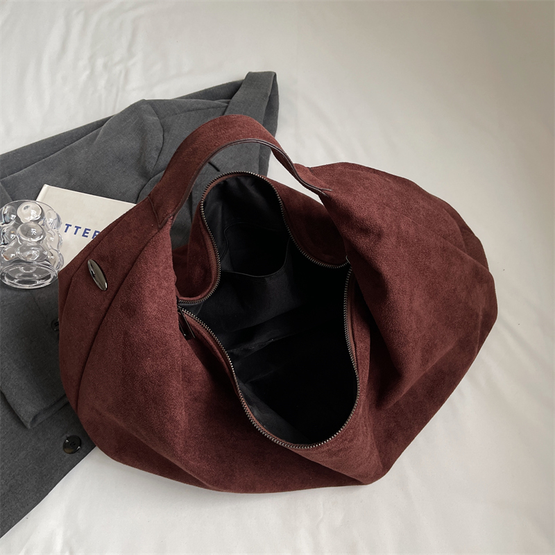 Women Half Moon Bags Large Cap - Half Moon Bag Suede recension och pris